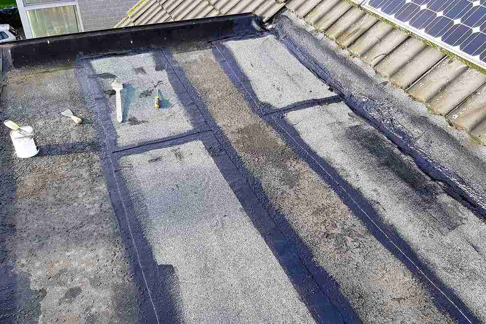flat-roof-leaking_repair flat roof leaking repair